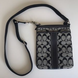 Coach Crossbody in Signature C in black